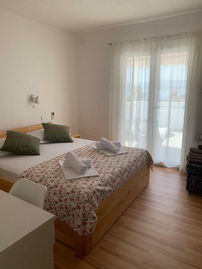 Kos Apartments Бол Экстерьер фото